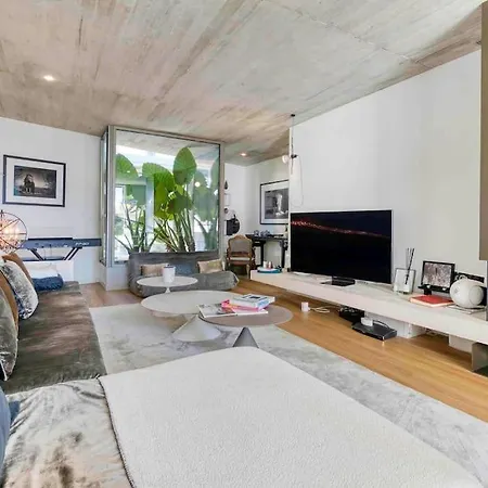 Center Luxury With Rooftop Heated Pool & 3 Terraces Daire *