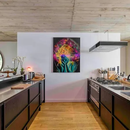 Daire Center Luxury With Rooftop Heated Pool & 3 Terraces