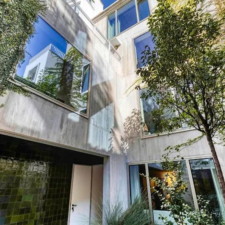 Center Luxury With Rooftop Heated Pool & 3 Terraces *